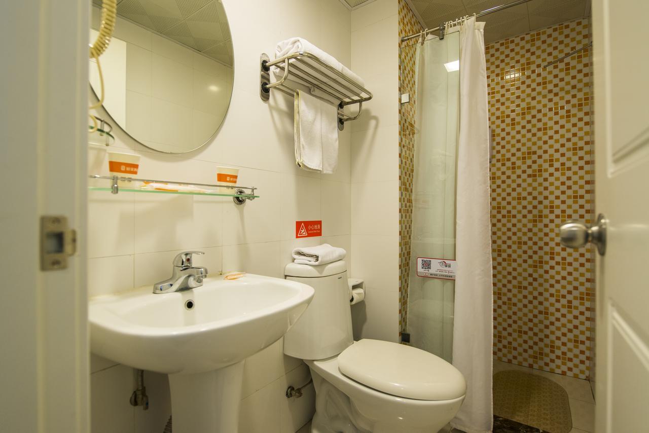 Home Inn Dalian Xinghai Bay Wuyi Road Nansha Street Buitenkant foto